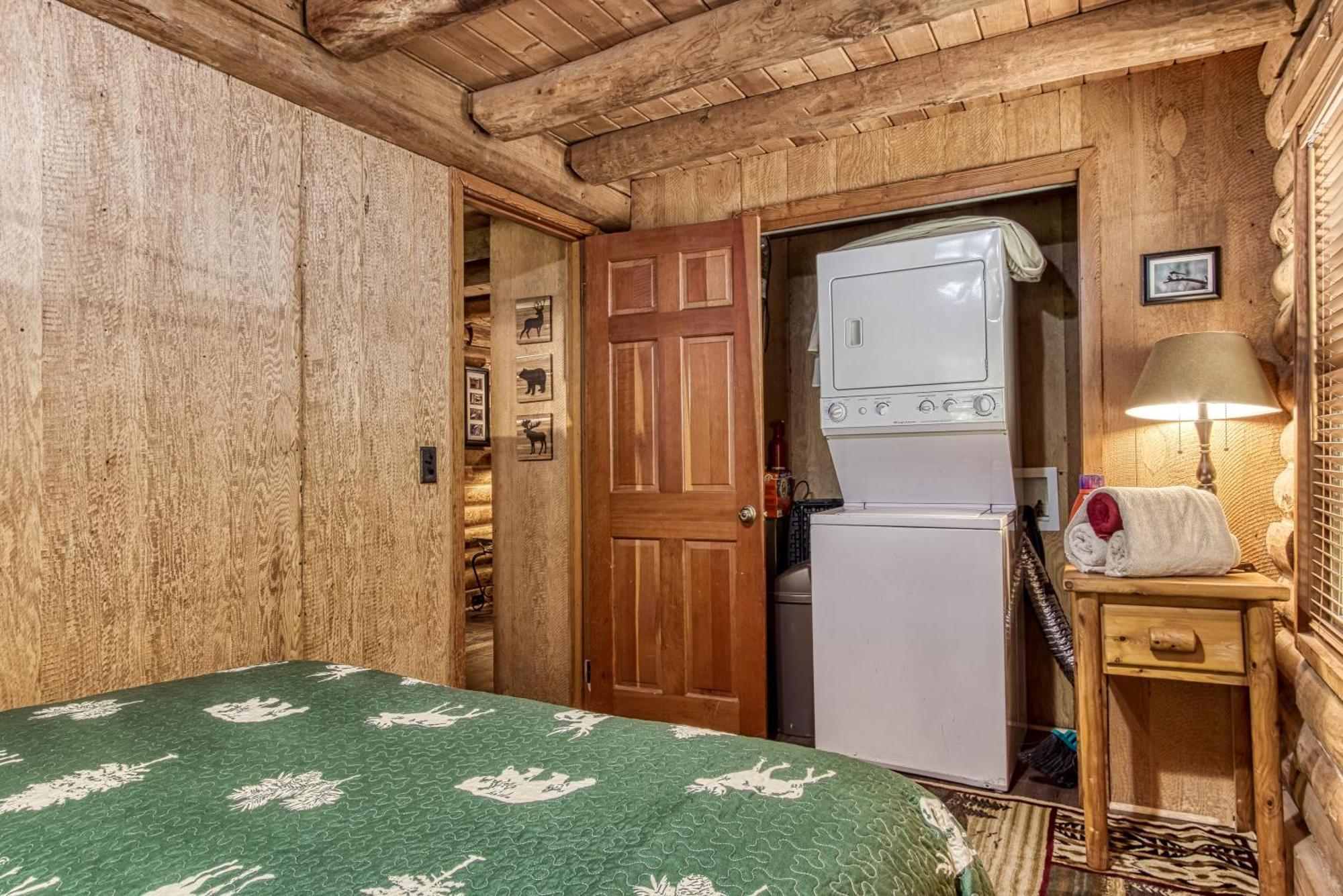 Very Private, Real Log Cabin With Hot Tub! Sevierville Luaran gambar